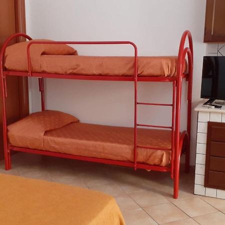 Apartament Monolocale Da Mariolina Macari Zewnętrze zdjęcie