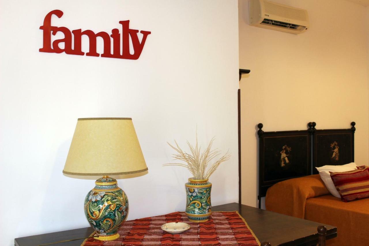 Apartament Monolocale Da Mariolina Macari Zewnętrze zdjęcie
