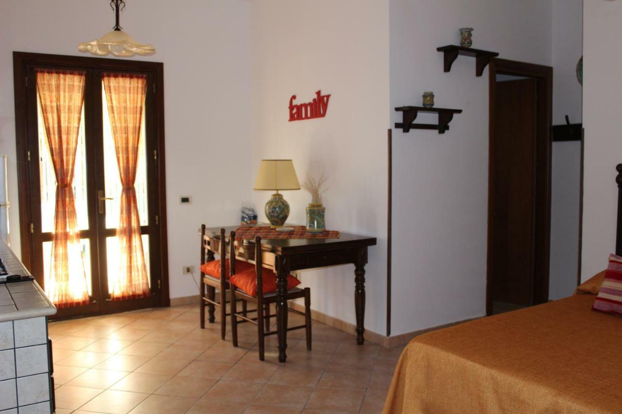 Apartament Monolocale Da Mariolina Macari Zewnętrze zdjęcie